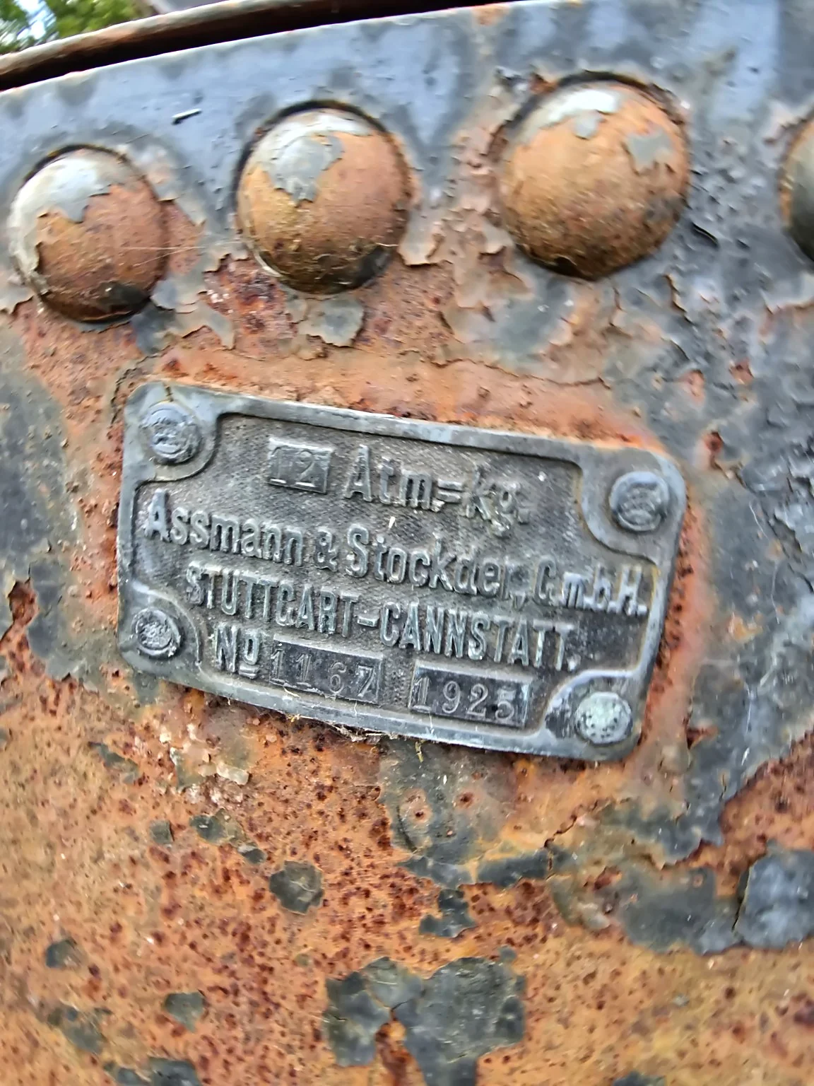 Typenschild von Assmann und Stockder aus Stuttgart-Cannstatt mit der Jahreszahl 1925